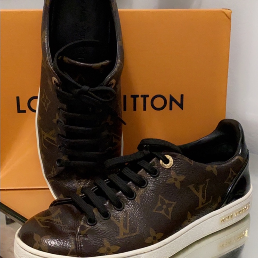LV Front row sneakers